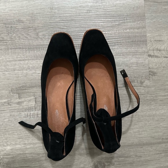 JEFFREY CAMPBELL × FREE PEOPLE
Womens Black Suede Boulevard Heels
Pumps Size 8.5 - Picture 3 of 8